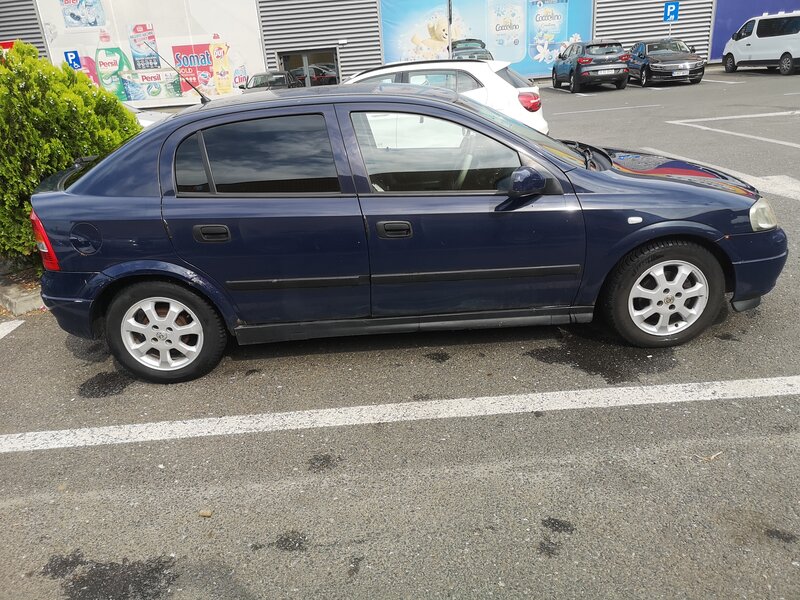 Opel Astra